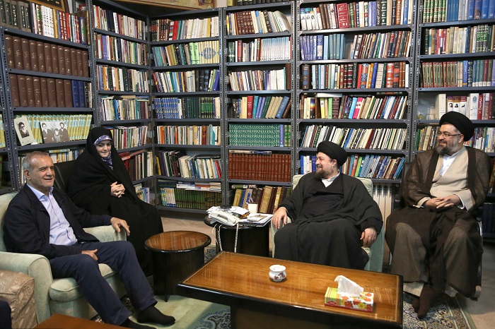 دیدار+مسعود+پزشکیان+با+سید+حسن+خمینی (1)