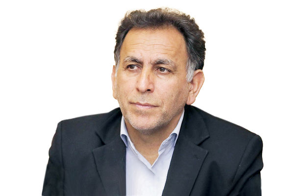 رضا سپهوند نماینده خرم‏‌آباد و چگنی: 50 درصد سوالات را  30 نفر در مجلس طرح می‌‏کنند