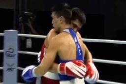 مدال بوکسور ازبک به دلیل گاز گرفتن حریف پس گرفته شد