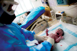 باردار و کتک‏‌خورده/گزارشی درباره  مراجعه چشمگیر زنان باردار خشونت‏‌دیده به مراکز درمانی