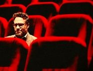 شعبده‌باز لبخند باشیم در شبکلاه درد
