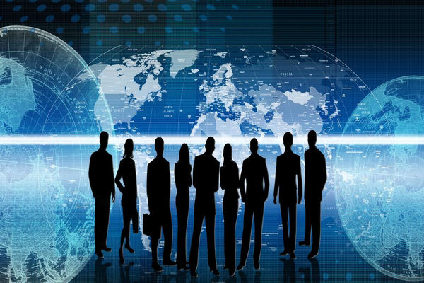 سایه سنگین سیاست بر اقتصاد