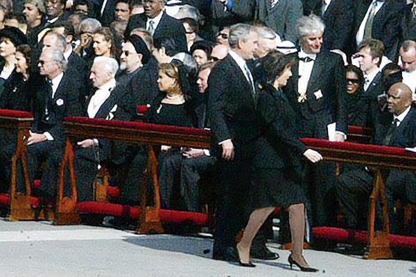 عبور از خاتمی/درباره عکسی از رئیس‌جمهور ایران و رئیس‌جمهور آمریکا در یک قاب