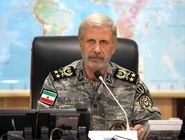 فرمانده کل ارتش: تهدید دشمنان را بدون پاسخ نمی‌گذاریم