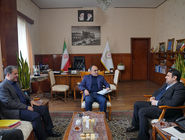 تاکید نجارزاده بر ادامه مسیر خروج بانک ملی ایران از بنگاه داری/منابع حاصل از واگذاری ها صرف ارتقای کیفیت خدمات می شود