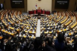 تحقیق درباره اتهامات رئیس جمهور کره جنوبی آغاز شد