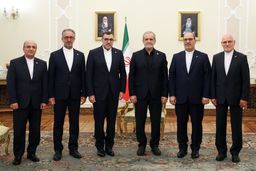 دیدار رئیس‌جمهور با سفرای جدید ایران پیش از اعزام