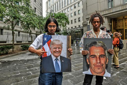 الیـــــت فراتر از قانون/ترامپ چگونه کنترل روایت اپستین را از دست داد و نتوانست از خشم حامیانش بکاهد؟