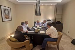 حرکت هیات ایرانی به محل برگزاری سومین دور مذاکرات غیر مستقیم ایران و آمریکا