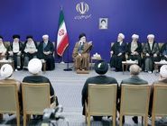 رهبری در دیدار دست‌اندرکاران همایش بین‌المللی علامه میرزای نائینی: نائینی به تشکیل حکومت اسلامی بر پایه ولایت اعتقاد داشت