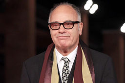 درگذشت آموس پو 