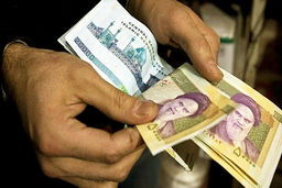 تعیین حداقل مزد ۱۴۰۴ کارگران به هفته آینده موکول شد
