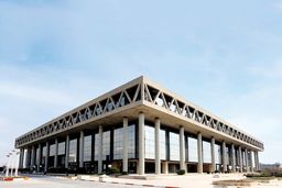 هفته تفـرقه‏/در صداوسیمای ایران، نه منطق عرضه و تقاضا حاکم است، نه منطق مسئولیت و پاسخگویی