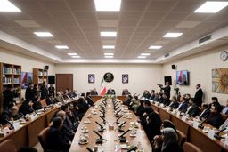 پزشکیان: اصلاحات ریشه‌ای شرط عبور از ناترازی‌های کشور است

