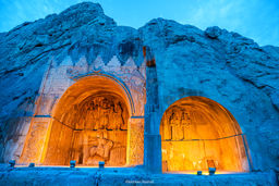 سیاحت غرب/تا به حال اگر هم چیزی پیش رفته به خاطر مردم پای کار بوده