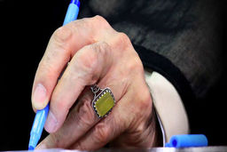 پیام تسلیت رهبر انقلاب به آیت‌الله سیستانی در پی درگذشت برادرشان