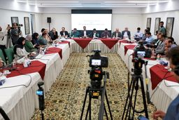 رگولاتور تمامیت‌خواه/فعالان اقتصاد دیجیتال معتقدند بانک مرکزی می‏‌خواهد به‌تنهایی، قانون‏‌گذار، مجری، ناظر و قاضی اکوسیستم باشد