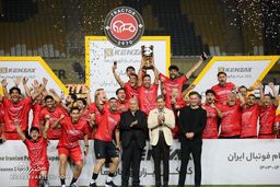 ویدئویی جذاب از جشن قهرمانی تراکتور در سوپر جام