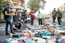 نوک کوه یخ قاچاق/شهرداری تهران در پی ساماندهی دستفروشان کتاب است اما موضوع اصلی، ناشران کتاب‏ساز است