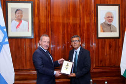 سفر مدیرکل وزارت جنگ رژیم صهیونیستی به هند برای توسعه همکاری دفاعی