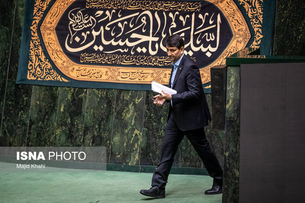 بدون اینترنت آزاد اینترنت ملی محقق نمی‌‏شود/ستار هاشمی با حضور در مجلس تداوم سیاست‌های فیلترینگ را خسارت‏بار و ناکارآمد دانست