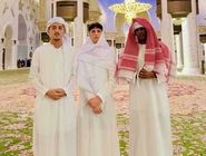 احساس آرامش ستاره جوان بارسا پس از بازدید از مسجد