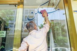 ترفندهای جدید دلالی در بازار ملک/ گزارش میدانی روزنامه هم‌میهن از بازار مسکن نشان می‌دهد به دنبال کاهش تعداد معاملات، سودجویی واسطه‌ها افزایش یافته است