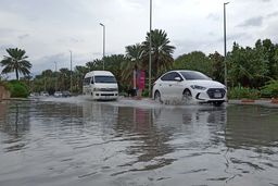 بارش کم‌سابقه باران در کیش
