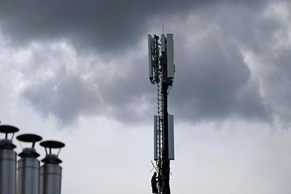 مسئله آپلود است نه دانلود