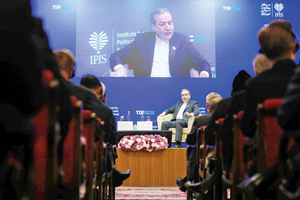 عراقچی از پالس‌های جدید آمریکا خبر داد، خرازی از استقبال مشروط گفت/احتمال از سرگیری مذاکرات