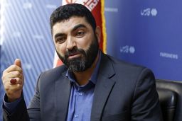 نماینده مجلس: پزشکیان به تهدیدات آمریکا اشاره کند 