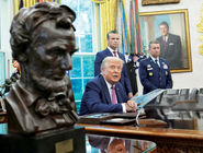 مرد جنگ یا صلح؟درباره دونالد ترامپ که نام وزارت دفاع آمریکا را هم تغییر داد