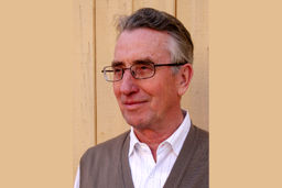 جایزه افشار برای «بو اوتاس» 