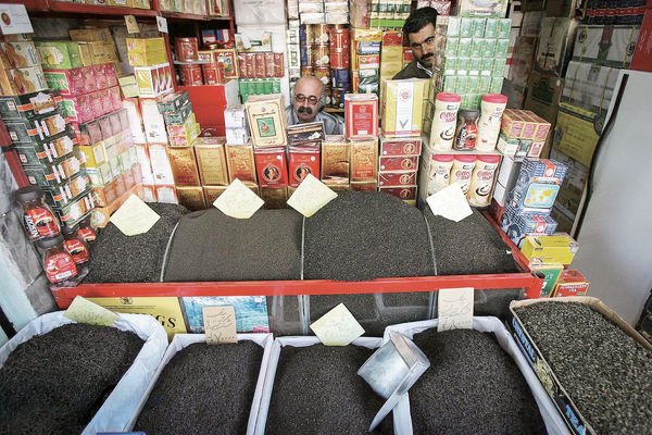 تعدیل نیرو پس از توقف فروش/گزارش میدانی هم‏‌میهن از وضعیت صنوف در رکودی که بر بازار حاکم شده است