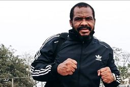 از زندان تا رینگ؛ داستان جنجالی بوکسور خطرناک نیجریه‌ای