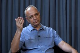 تحلیل احمد زیدآبادی از واکنش‌ها در ایران به پذیرش احتمالی طرح ترامپ توسط حماس 