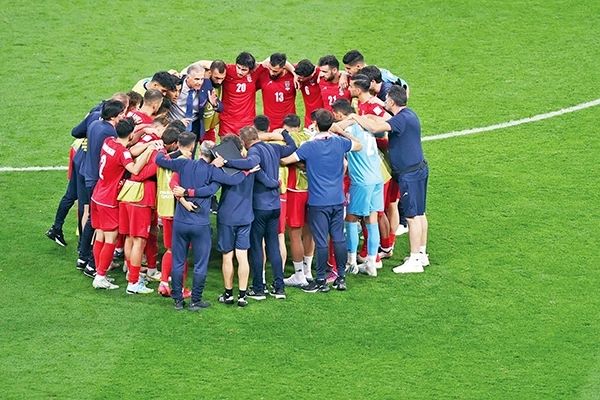 وقتی هیچی سر جایش نبود