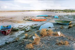 مرزهای جنـوب شـرق در آستـانه خالی‌شـدن/کم‌آبی و توفان‌‏های پی‌‏درپی‏ روستاهای مرزی سیستان موجب مهاجرت چشمگیر مردم این مناطق شده است