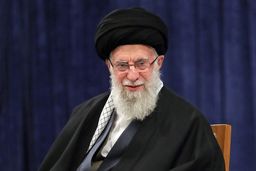  مـروری بر  اخطارهای رهبری به مجلس انقلابی