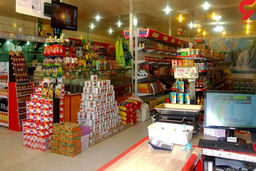 نماینده مجلس: در حوزه مواد غذایی با تورم بالای ۴۰ درصد مواجه هستیم