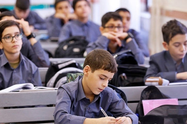  بچه‏‌هایی متنفر یا متفاوت؟به‏‌بهانه 13 آبان، روز دانش‌‏آموز