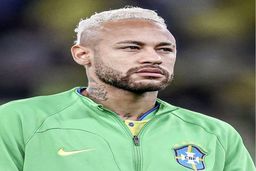 نیمار در اندیشه بازگشت به فوتبال اروپا برای حضور در جام جهانی ۲۰۲۶