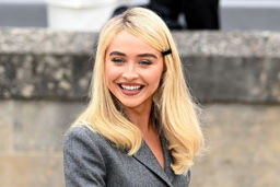 اعتراض سابرینا کارپنتر به کاخ سفید