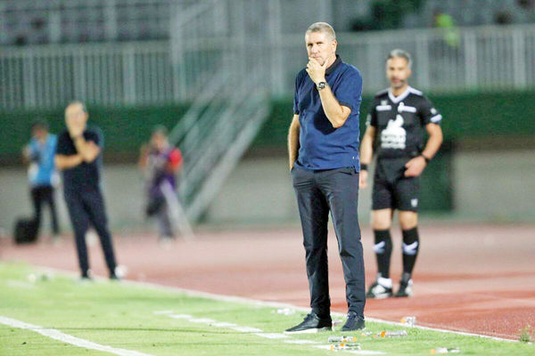 گاریدو در آستانه اخراج