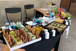 ممنوعیت پذیرایی تشریفاتی در جلسات دفاع دانشگاهی