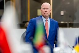 ویتاکر: رئیس‌جمهور آمریکا نقش کلیدی در گفت‌وگوهای صلح داشت