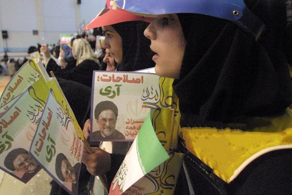 اشراف و انحراف/بدون توسعه نه سفره‌ای ماند و نه نفتی