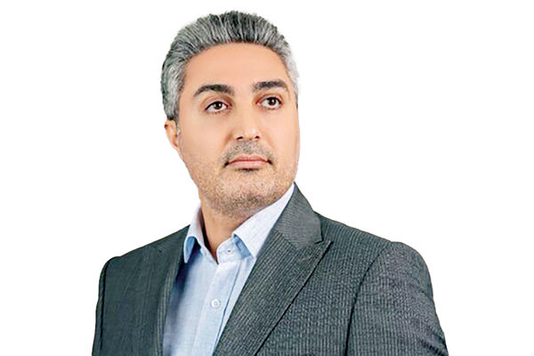 حاکم ممکانی سخنگوی کمیسیون اقتصادی: با تغییر ساعت تنها یک درصد صرفه‏‌جویی ایجاد می‌‏شود