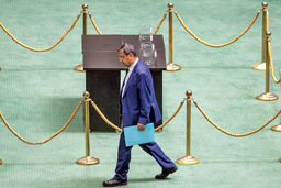 شش گزینه جانشینی همتی/شنیده‌‏ها از معرفی علی مدنی‏‌زاده استاد اقتصاد دانشگاه شریف از سوی دولت حکایت دارد