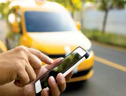 سبقت غیرمجاز از تاکسی‌‏های آنلاین/مجلس و شهرداری با مقررات‏‌زایی و رقابت با بخش خصوصی قوانین را دور می‌‏زنند 